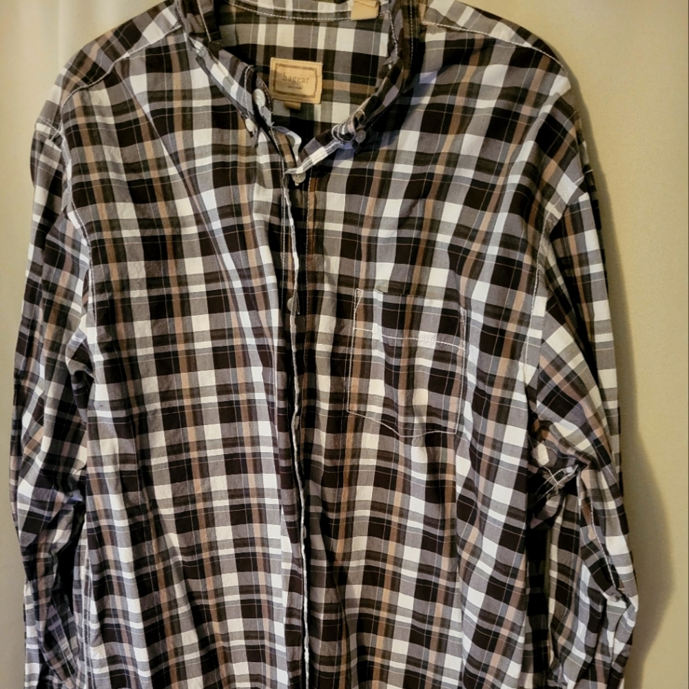 Haggard men's L checkered long sleeved shirt